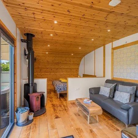 Brownthwaite Luxury Pod With Hot Tub At Fell View Park Kirkby Lonsdale